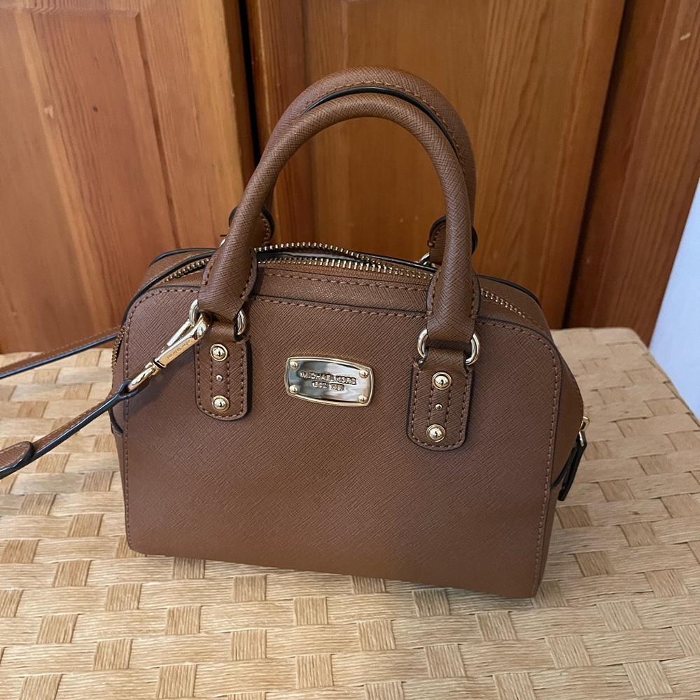 Michael Kors Crossbody Bag